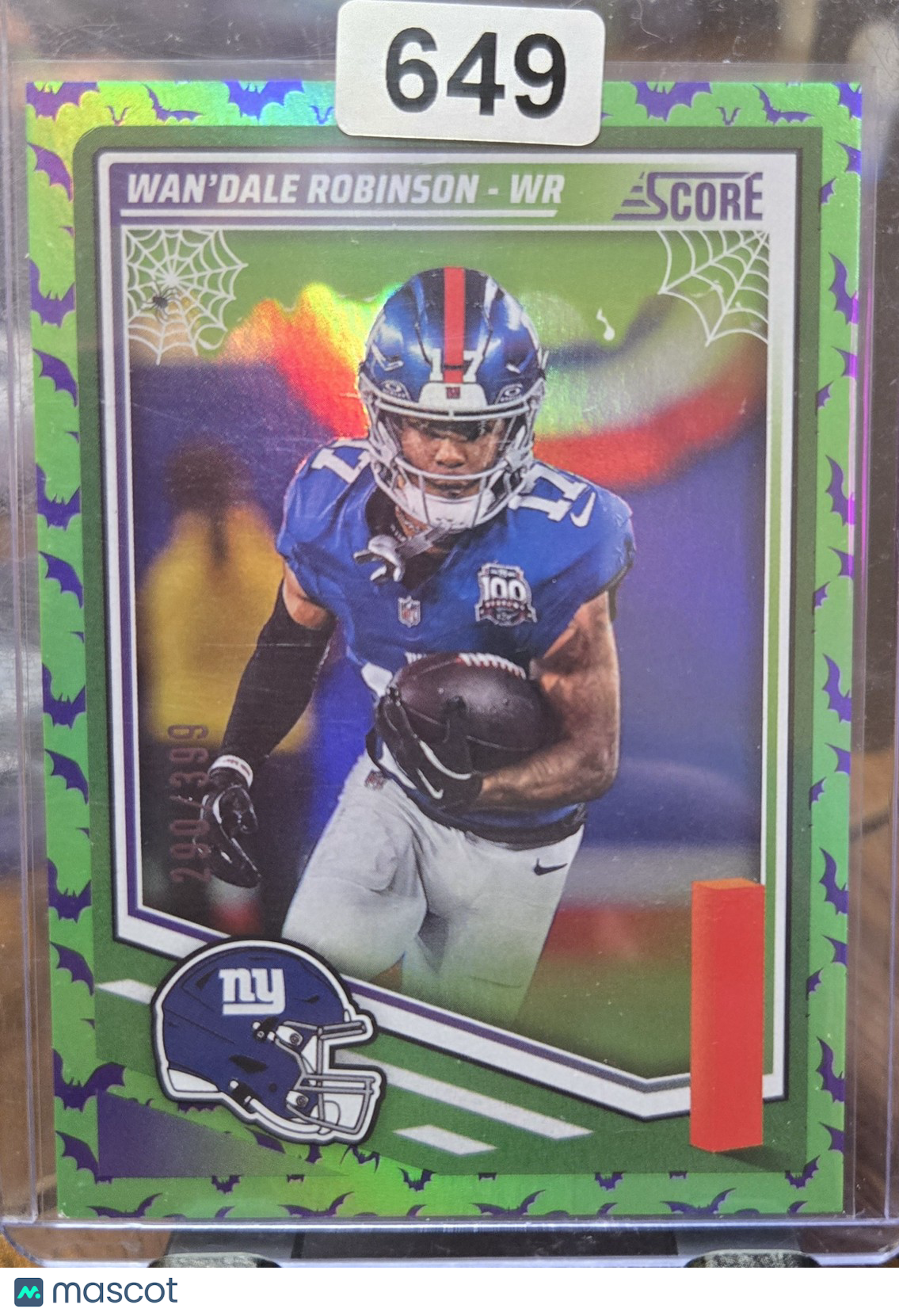 2025 Score Wan'Dale Robinson #166 Bats Green Holo